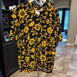 Black and Yellow Short Sleeve Sunflower Tees